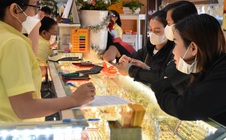 Giá vàng hôm nay, 12-3: Đảo chiều đi xuống