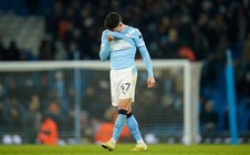 Giải mã phong độ sa sút khó hiểu của Phil Foden tại Man City