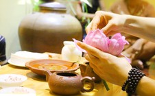 Một ấm trà, trọn kiếp người