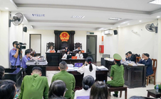 Nữ cựu Hiệu trưởng THCS Ba Đình hầu toà vì thu tiền học thêm 15.000 đồng một tiết