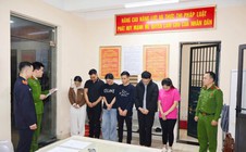 Thẩm mỹ viện tiêm nước muối để tăng kích thước "cậu nhỏ" cho khách