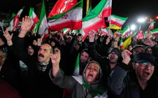 Mỹ, Iran gia tăng lập trường cứng rắn