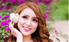 Hoa hậu Jenny Tuyến diện váy hoa khoe vẻ đẹp ngọt ngào