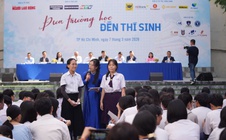 Những nội dung tư vấn thiết thực tại chương trình khai mạc "Đưa trường học đến thí sinh" lần thứ 25