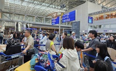 Nữ du khách Việt “toát mồ hôi” tìm vé về nước giữa lúc chiến sự Trung Đông căng thẳng