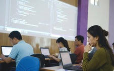 VN-Index tiếp tục tăng điểm