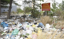 Hình ảnh rác thải “tái xuất” ở TPHCM, cứ dọn xong lại đầy