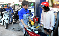 Bộ Công Thương theo sát diễn biến giá xăng dầu để điều hành phù hợp 