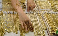 Người mua vàng dịp Thần Tài đang lỗ nặng