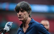 Cựu vô địch thế giới tái xuất, HLV Joachim Low và bến đỗ bất ngờ tại châu Phi