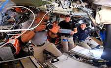 Tham vọng của con người trong không gian