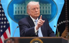 Ông Donald Trump tuyên bố Mỹ và Iran sẽ "hợp tác chặt chẽ"