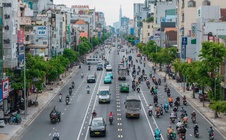 Linh hoạt phân luồng giao thông