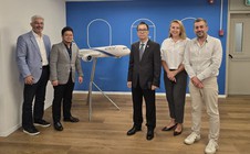 Thêm một hãng hàng không muốn mở đường bay thẳng từ Israel tới Hà Nội