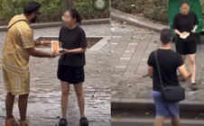 TikToker Master Sanker nói gì sau khi bị tố dàn dựng cảnh tặng iPhone 17 ở Hồ Gươm?