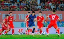 CLB Công an Hà Nội áp sát ngôi vô địch V-League