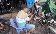 "Phù phép" xe đạp điện thành xe máy điện