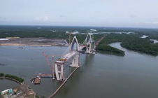 Cận cảnh cầu Phước An trước ngày hợp long