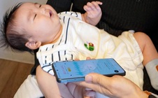 Dùng AI giải mã tiếng khóc trẻ nhỏ