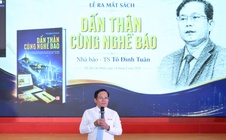 Nhà báo Tô Đình Tuân: "Cuốn sách này không phải của riêng tôi"