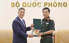 Đại tướng Phan Văn Giang tiếp Quyền Bộ trưởng Bộ Hải quân Mỹ Hùng Cao