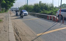 Dải cát trên đường