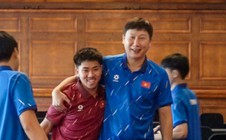 Khoa Ngô chia tay tuyển Việt Nam vì chấn thương