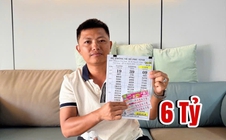 Trúng độc đắc xổ số miền Nam, người đàn ông đưa cả nhà đi đổi thưởng