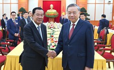 Đảng Cộng sản Việt Nam luôn dành ưu tiên hàng đầu cho quan hệ với Campuchia