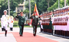 Việt Nam - Philippines tăng cường hợp tác quốc phòng