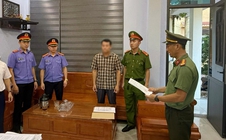 Hiệu trưởng một trường tiểu học ở Quảng Trị bị bắt tạm giam