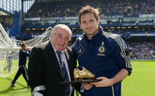 Huyền thoại Chelsea qua đời