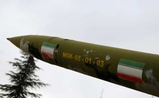Iran phóng loạt tên lửa vào các căn cứ quân sự Mỹ
