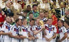 Một bạn nữ trúng thưởng trận chung kết World Cup 2014!