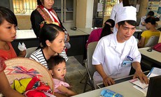 Y tế cơ sở chưa tròn vai “người gác cổng”