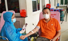 FPT hiến máu mùa dịch: “Những lúc thế này người bệnh mới thực sự cần đến mình”
