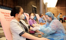 Tích cực tham gia hiến máu ngay ngày đầu hoạt động trở lại