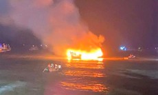 2 tàu cá bất bốc cháy, thiệt hại 3,2 tỉ đồng