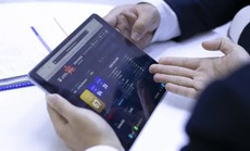 Cổ phiếu nhóm ngành nào sẽ “cất cánh”?