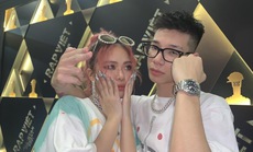 Ôm hôn ở chốn đông người, rapper MCK và Tlinh bị chỉ trích