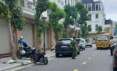 Tạm giữ một số đối tượng vụ dùng ôtô truy đuổi, tông vào xe máy, 2 người tử vong