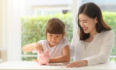 Dạy con tiết kiệm - bài học nhỏ hình thành nhân cách lớn