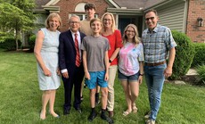 Lộ diện người chiến thắng xổ số vắc-xin Covid-19 trị giá 1 triệu USD