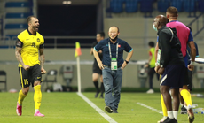 Tranh luận quanh nụ cười của HLV Park khi tiền đạo nhập tịch của Malaysia gỡ hòa