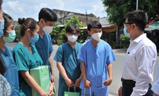 TP HCM: Hơn 500 sinh viên trường y xông pha chống dịch Covid-19