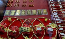 Giá vàng hôm nay 3-6: Trong và ngoài nước cùng giảm sốc vào buổi chiều