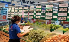 Bảo đảm an toàn, siêu thị Co.opmart Cà Mau hoạt động trở lại