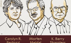 Giải Nobel Hoá học 2022: Vinh danh 3 nhà nghiên cứu Mỹ và Đan Mạch