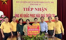 TP HCM trao 2 tỉ đồng, 7 tấn gạo ủng hộ đồng bào Nghệ An bị thiệt hại do mưa lũ