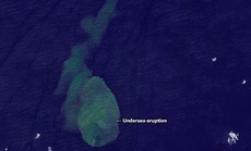 NASA chụp được "cá mập phun lửa" ở quần đảo Solomon